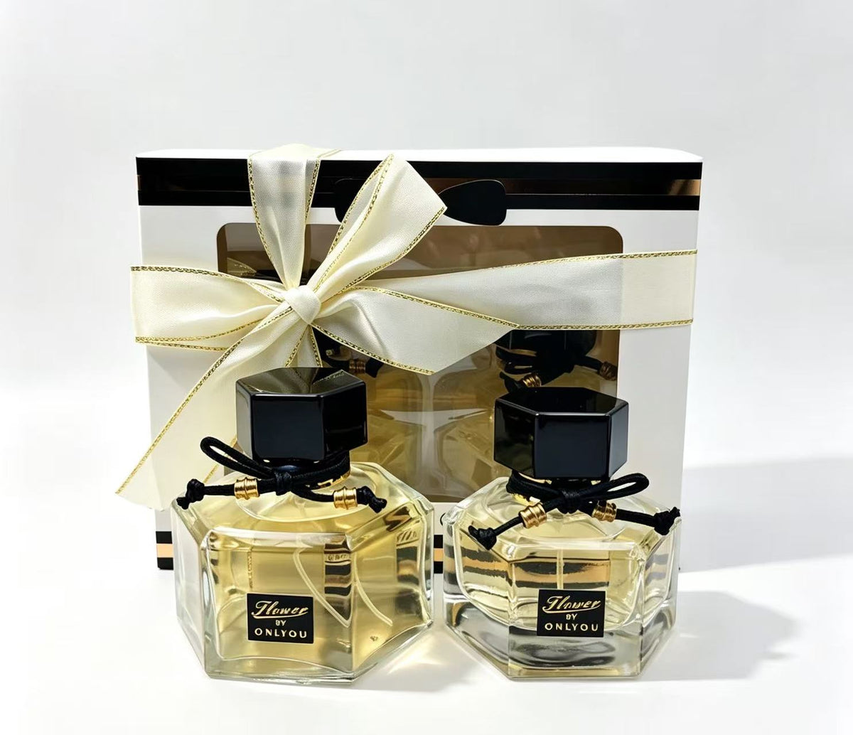 Set de Perfume Cuadrado con Lazo Dorado 90ml+50ml (3cajas) OLU5041